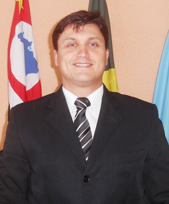 LUCIANO FRANCISCO DE GODOI LOPES